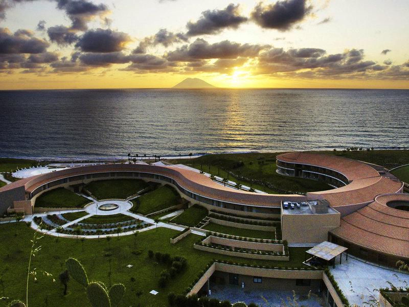 EE9AE98767A4153A7F2BA2210E9BD624