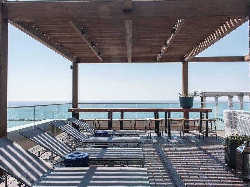 691FD910FF14E29B0D942D59D261C065