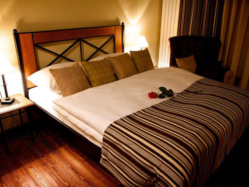 A9BAD53518CF142A47B00BDF532C90C2