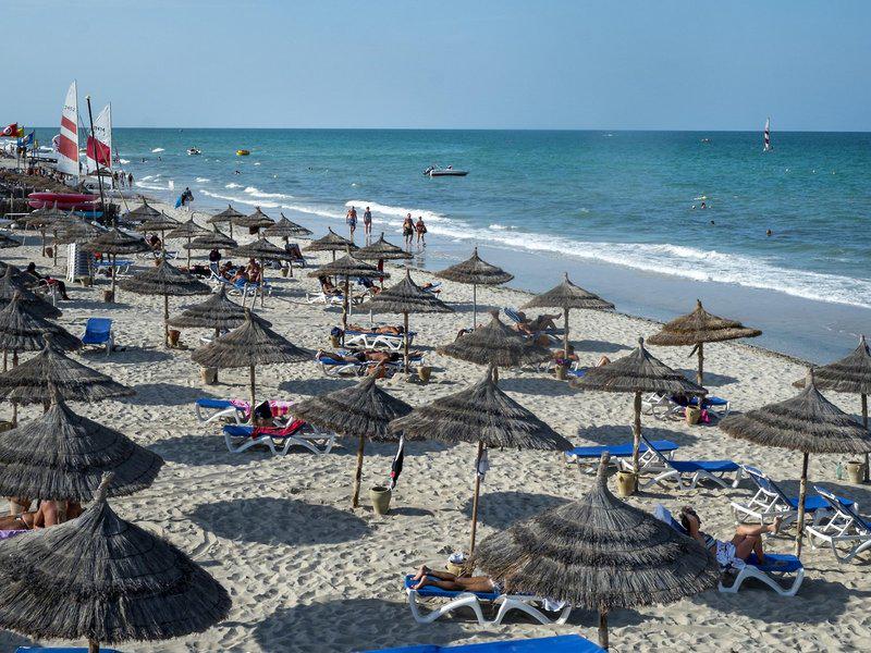 23A55BA3C0D4F7069E0CE316956A5CF2