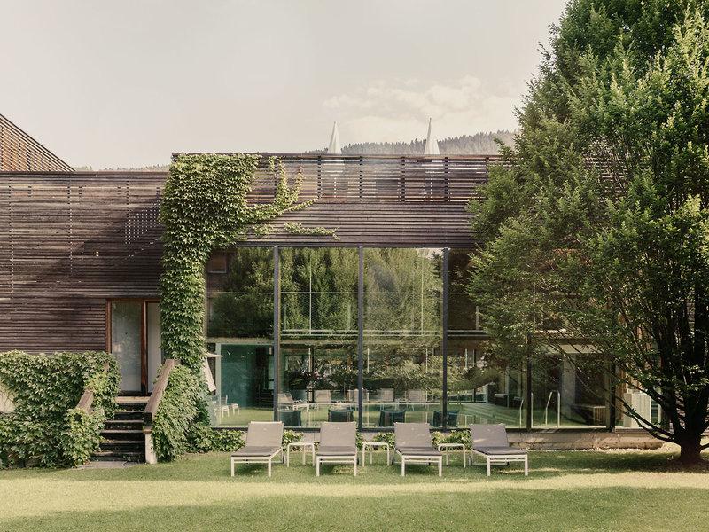 5688CBC6D85FE4D38F0EB728769B7854