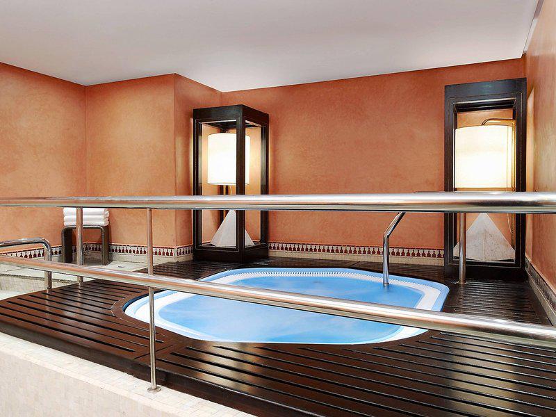 AAD98336B165B166206990C5764B4BF6