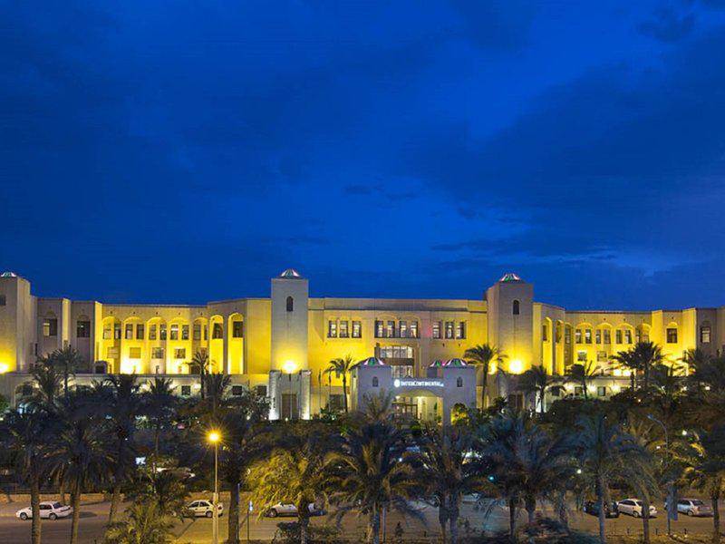 00CBD1EE3E00E18F244F668C6CD7ED7C