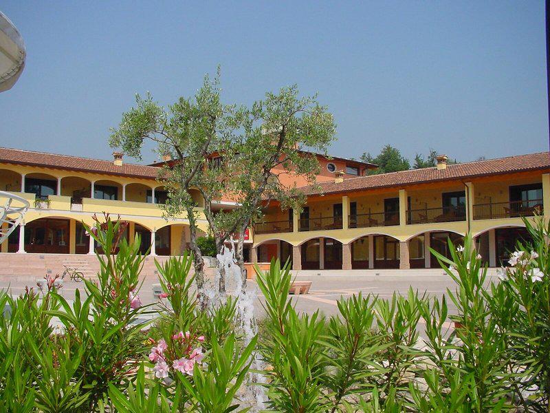 2D4B5DB237F481CE6F79647DB643D291