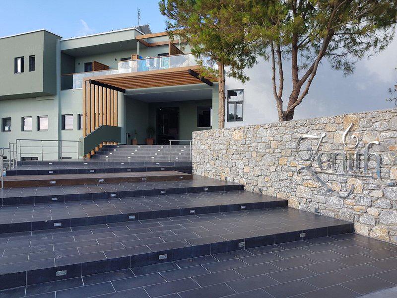 5EC3DDE5AF19043AE0907A4F52C34896