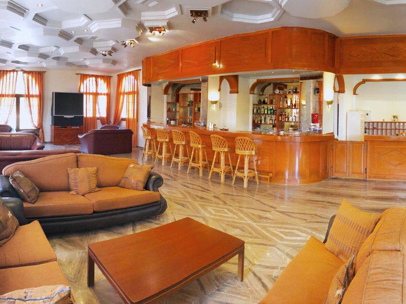 0D068C34EC3EDC61C3D56C354D385076