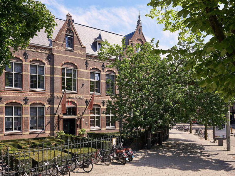 AB8F77167305222922E2CA8E577DC698