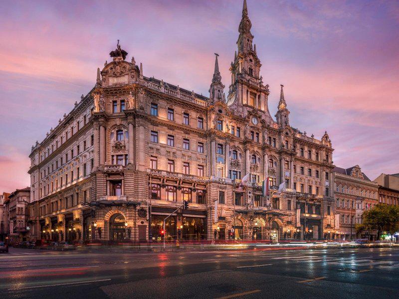 5B6A56A0C8FF2FAF3E3F2C8C932BC2AA