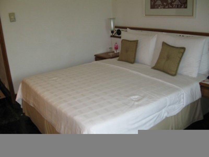 CFE4B026EDE7BA511E3EBEAA75E31541