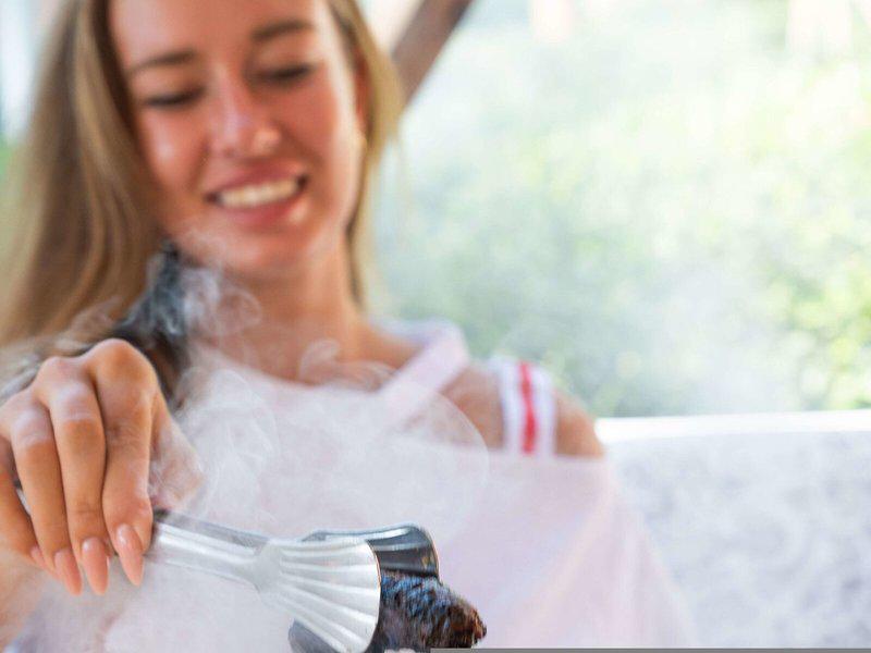 98B46F8D44E8093F765A1FF7EC2F15AA