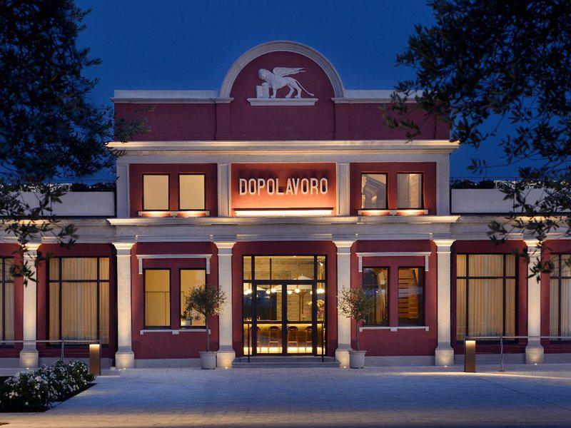 9351C9BEEF9CA36A943D93F2907B0543