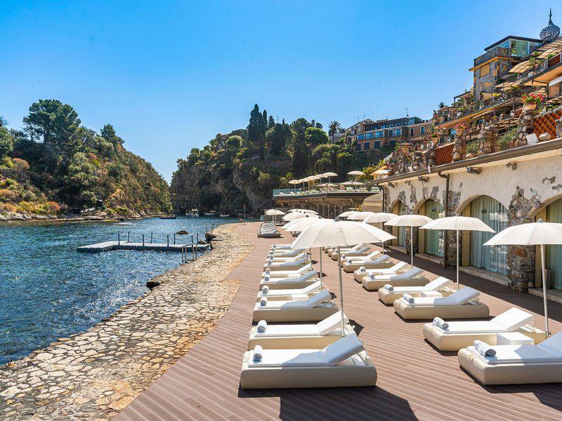 Atlantis Bay
