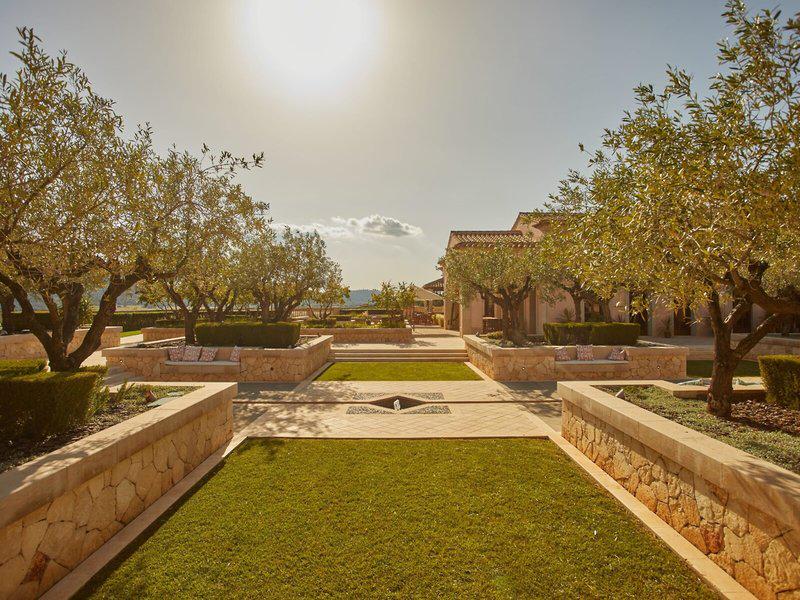 F645E43AF4B3F077F44FACA807F1B071