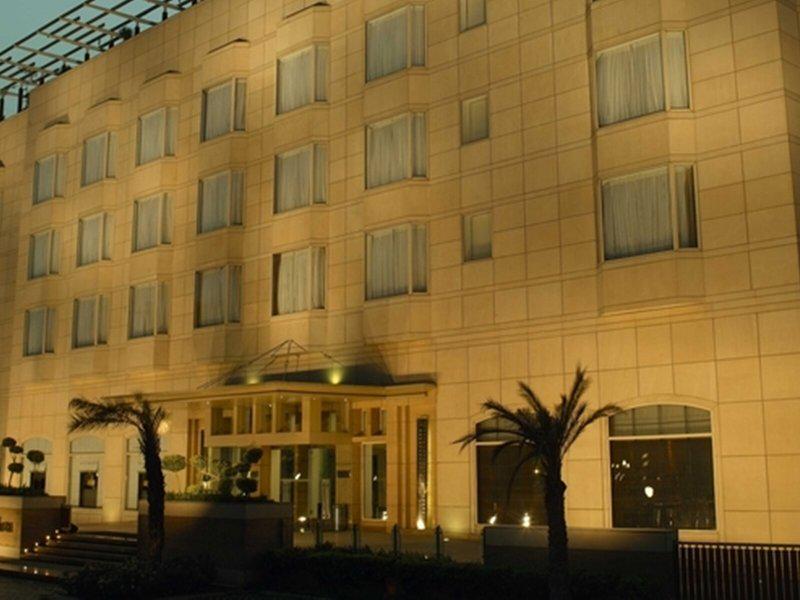 7E8EF011B838BAD2759EAC165770F66F