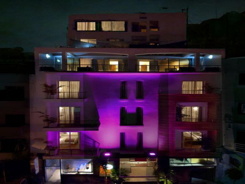 6AB2911D3BFAF89299AA689D15D39664