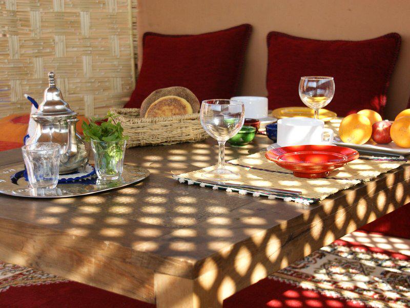 77D33F982ADDAEC6A4B288AE11003E2B