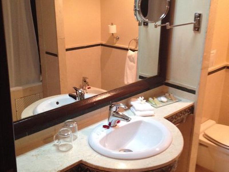 CB48877AFC0366634CFC679646136101