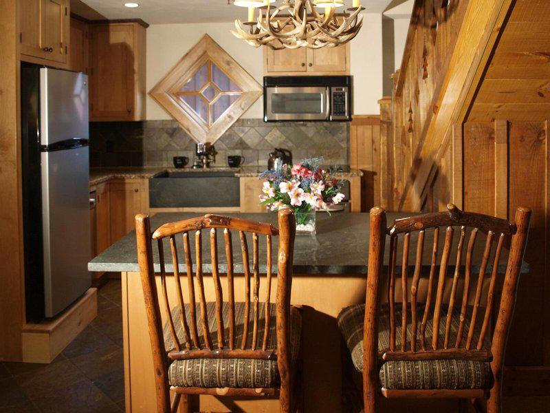 73FF58154028DD53A2BE761153FEEA8E