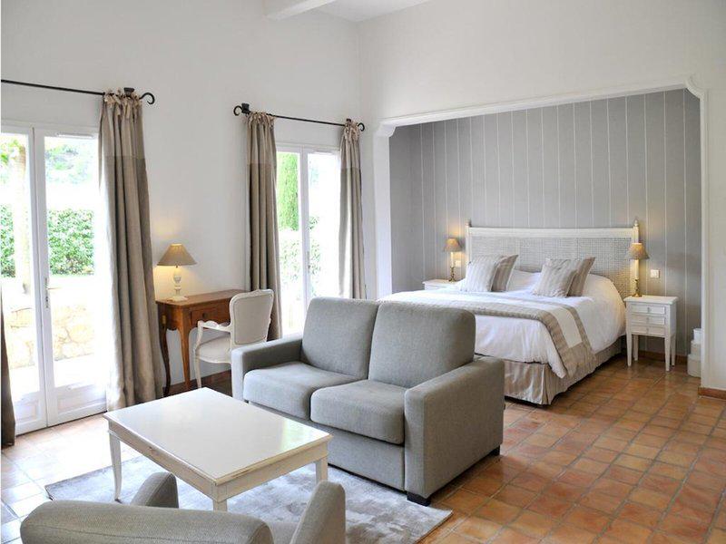 20CC60FB8E615D5E332D89C13A4F1690