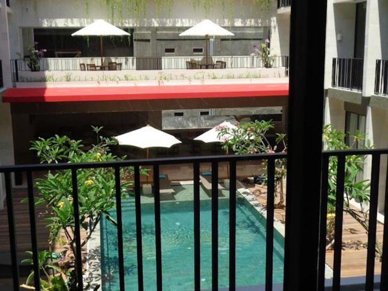 FE3891D9B1E4D75B907C3F53585882F6