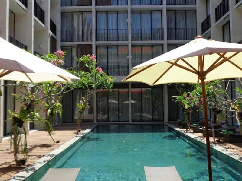 555CEB8D11EB73E02172D8B73BFEEB87