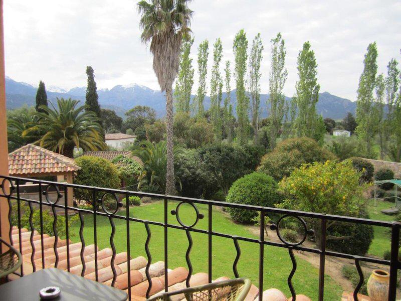 68C9F5A95BA3D7BB3260B0C0FF8EC3A9