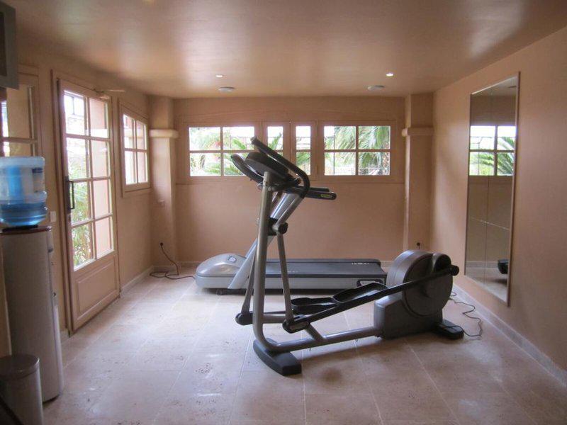 52CE488EA8C50F4566FDB40661A612F5