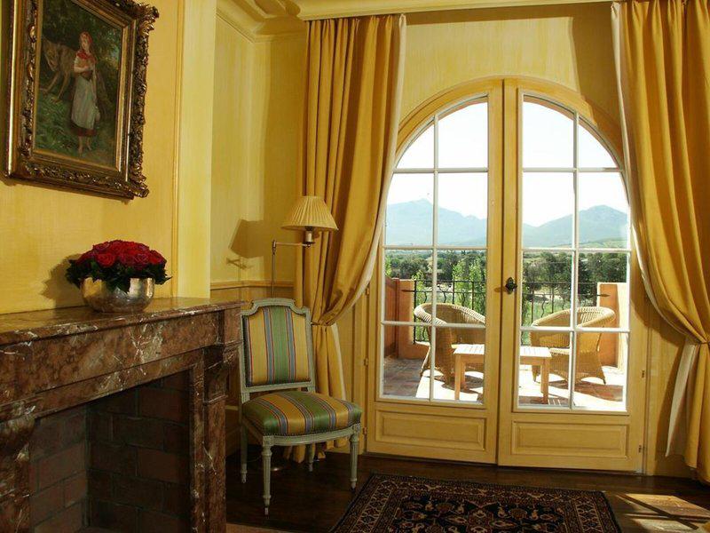 0A3CD81FD804197E2B9E5D1A0C592A54