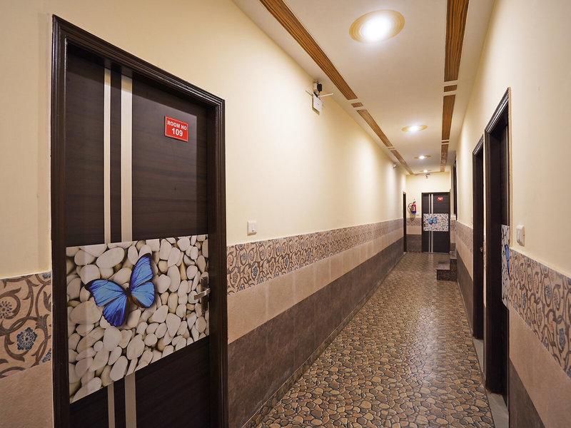 D20E4D3938865DEE08E72886A5AA21CE