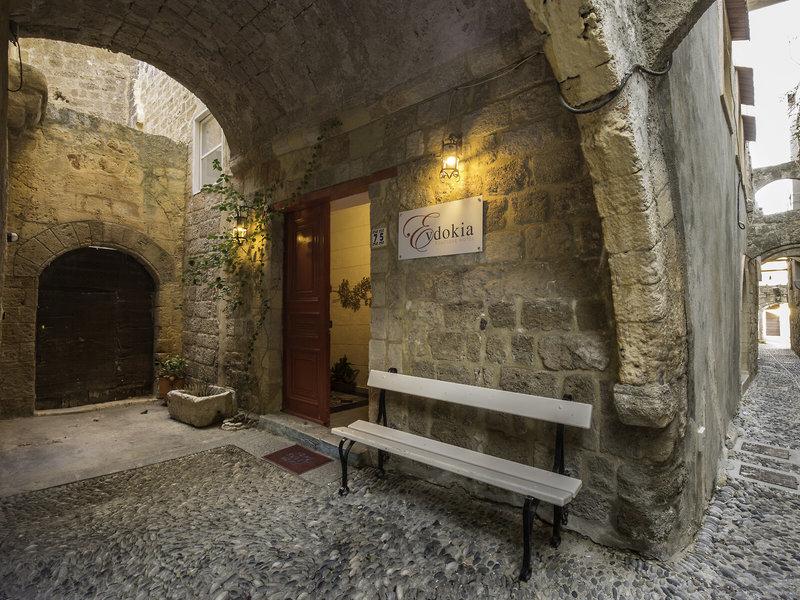 1F62D81DE4030F1B1F85F2E36B1BC305