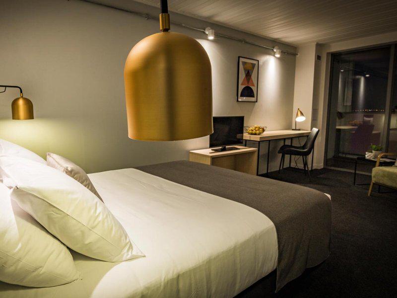 3C36BC622E81C2A1FBAADAFC0F15006C