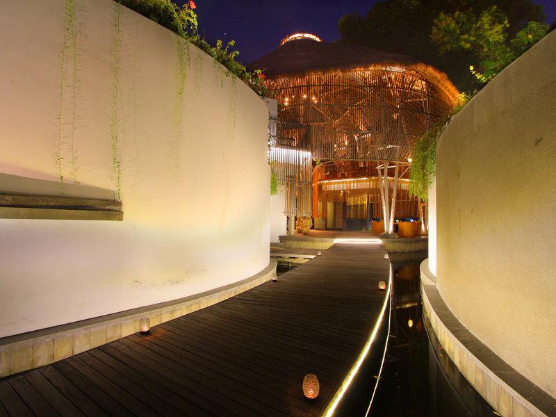 24D8CE94D521A55AF6DB0EE28F26CA70