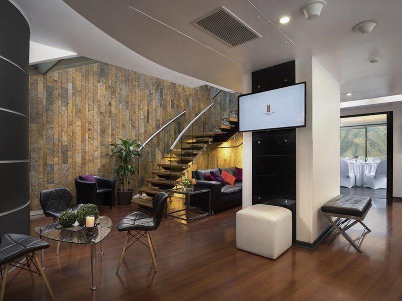 EFECFBC1D47878DF60A679C5C2EF9091