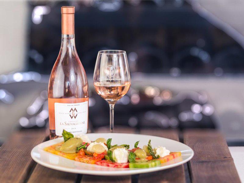 032E19987F54CB2D6BCB435E44117462