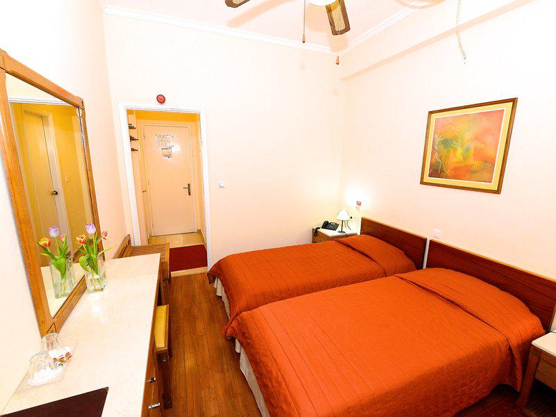 DE939FB8455AEA7AEF86F643EFFDEC0F