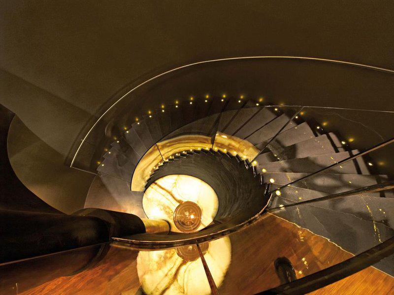 D9DFAFE87A1BE43B116901FE6E350A3F