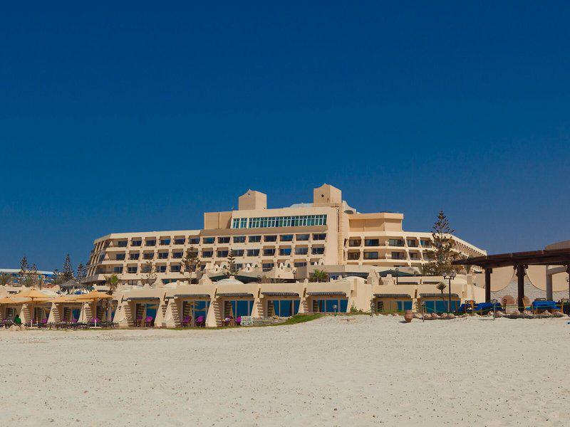 D5B122F0B907567E6DAC12C526E07564