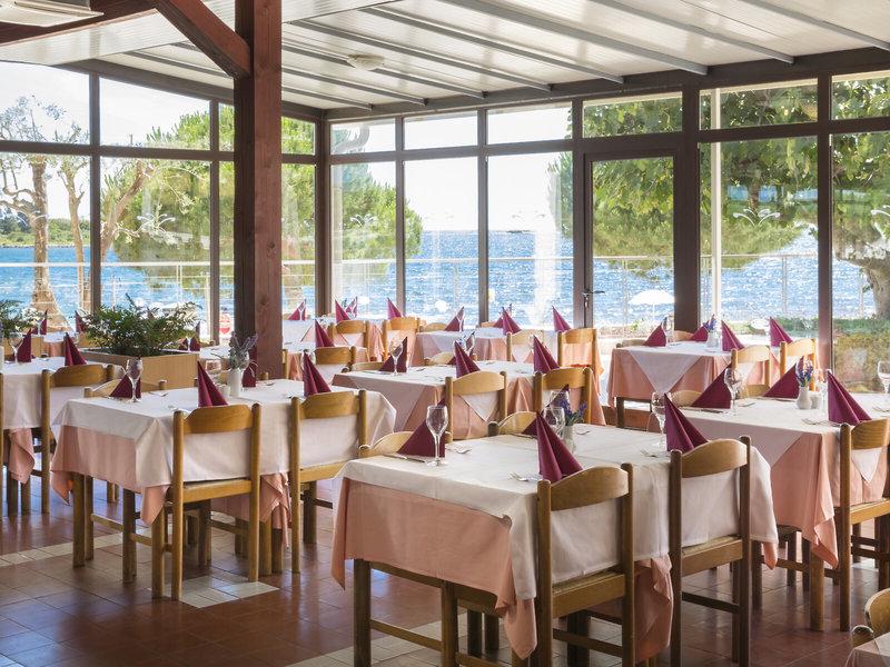 44A33A6AE270C7D4F8ECF09163D35F18