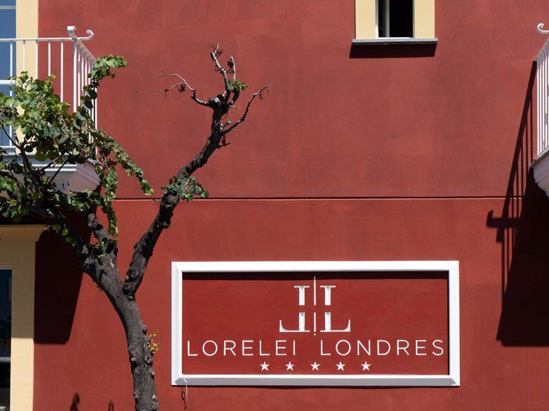 06FBDD2FB437574F35CD9561D3A13C2E