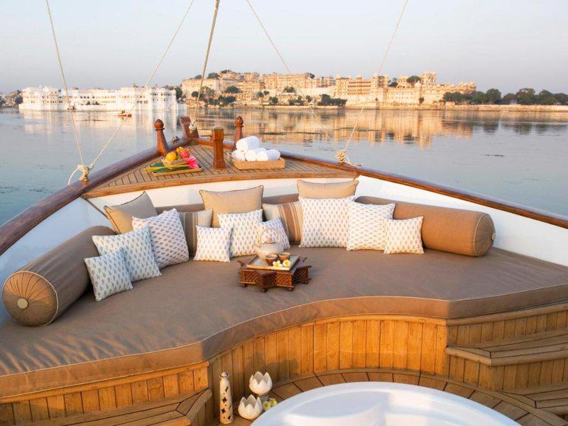 FC62393F3466D9743F27A2F11BAB3F6E