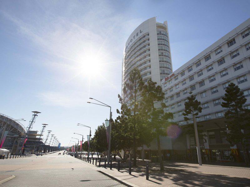 E1113CF8ADB3C45AD76D2F419D4562B7