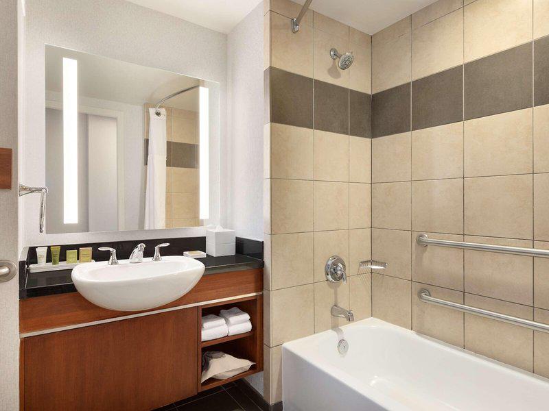 A19B1B4488DF325E598FD3EDD098FB4C