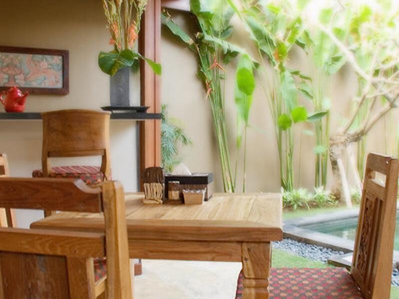 17EA103EC33C83AC09347D41DC4A03B2