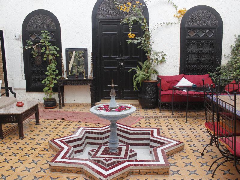 47B9A99CA79BF3CC25E2649F0D2F482B