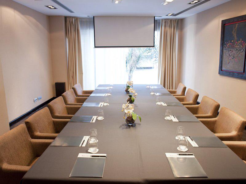 4EB150401C7147178C86869E94DFB25F