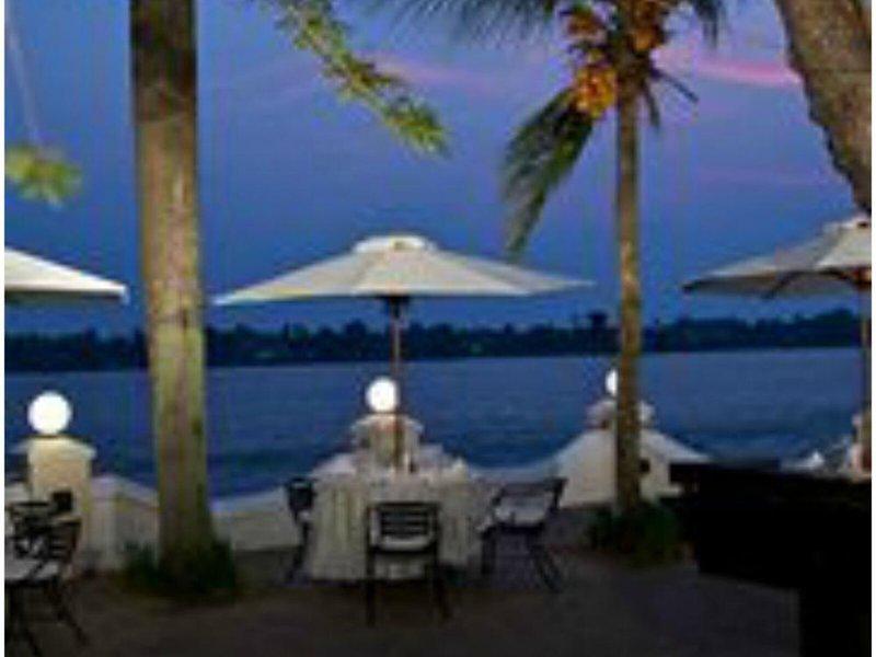 ED108039017AA09358B217A86676D565