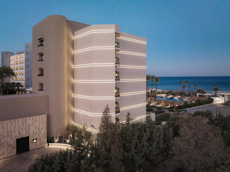 4F4E1CA7529CA35CB66EE5C11F5B6E66