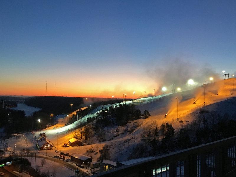 7C562366B9A0B7BA8D909D36A8BD543D