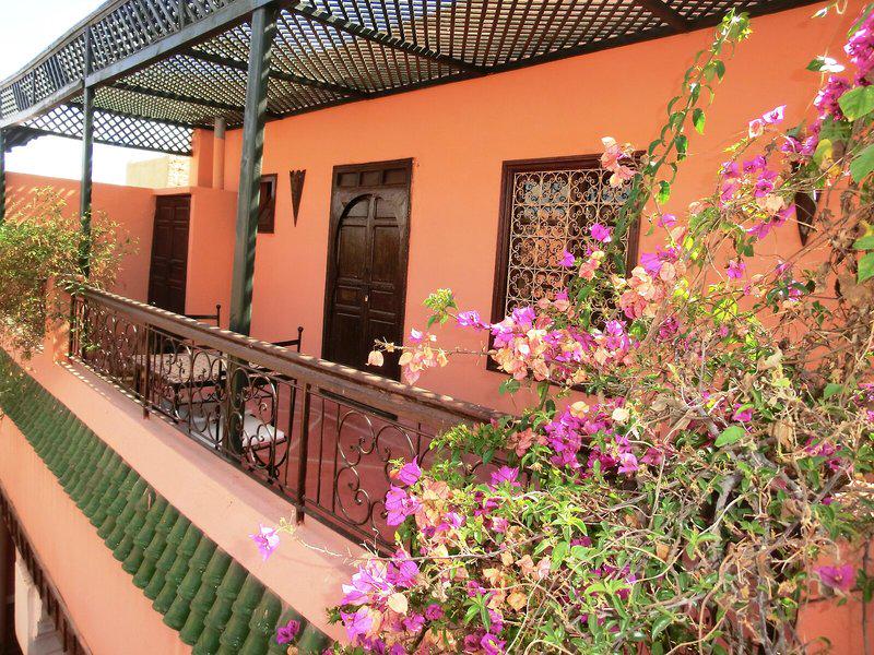 0B131DB94DCBE3A2AF0099256BC42FAB