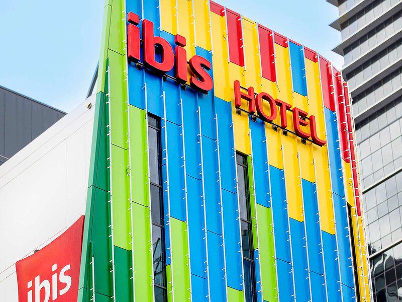 BFA72809488D4361E2155E730FFD5008